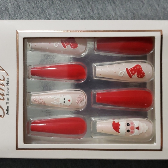 Holiday nails - Picture 2 of 2